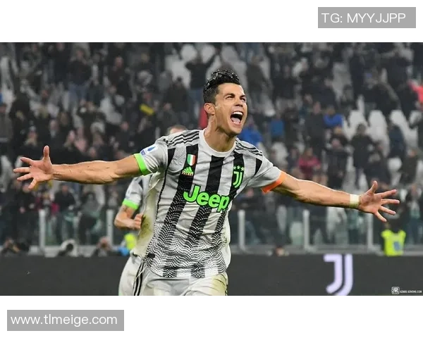 我身边的足球明星：从球场到生活的多维度探索